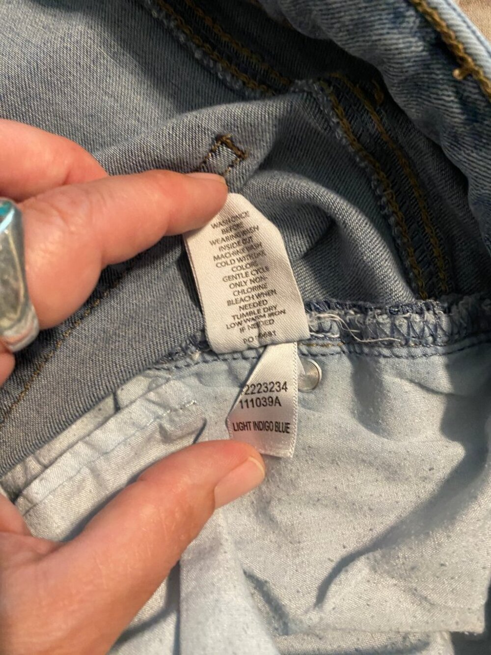 ARULA - Light Wash Flare Jeans Raw Hem Stretch Denim - Size 16 - Picture 5 of 10